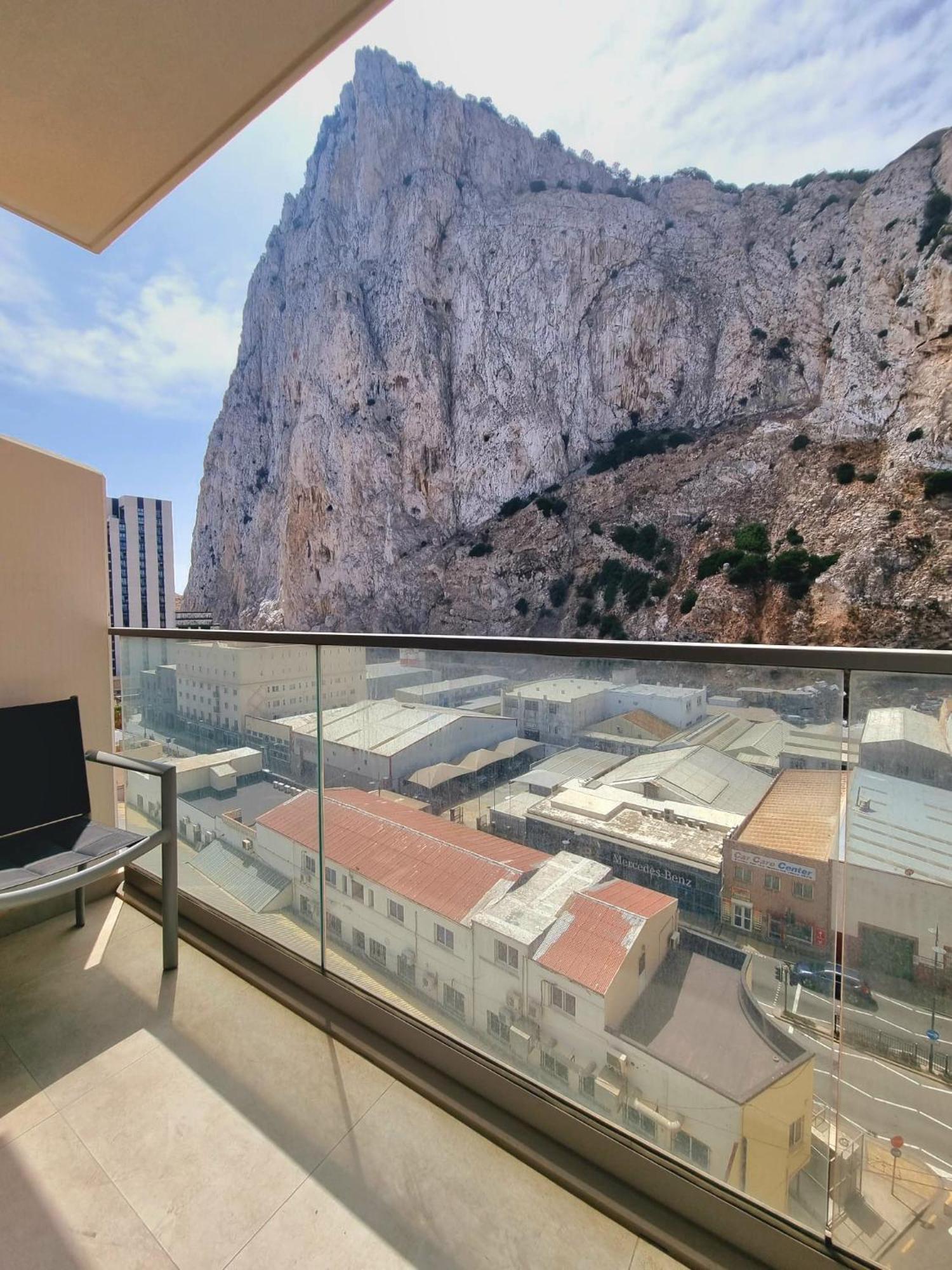 Sunny Gibraltar Exterior foto